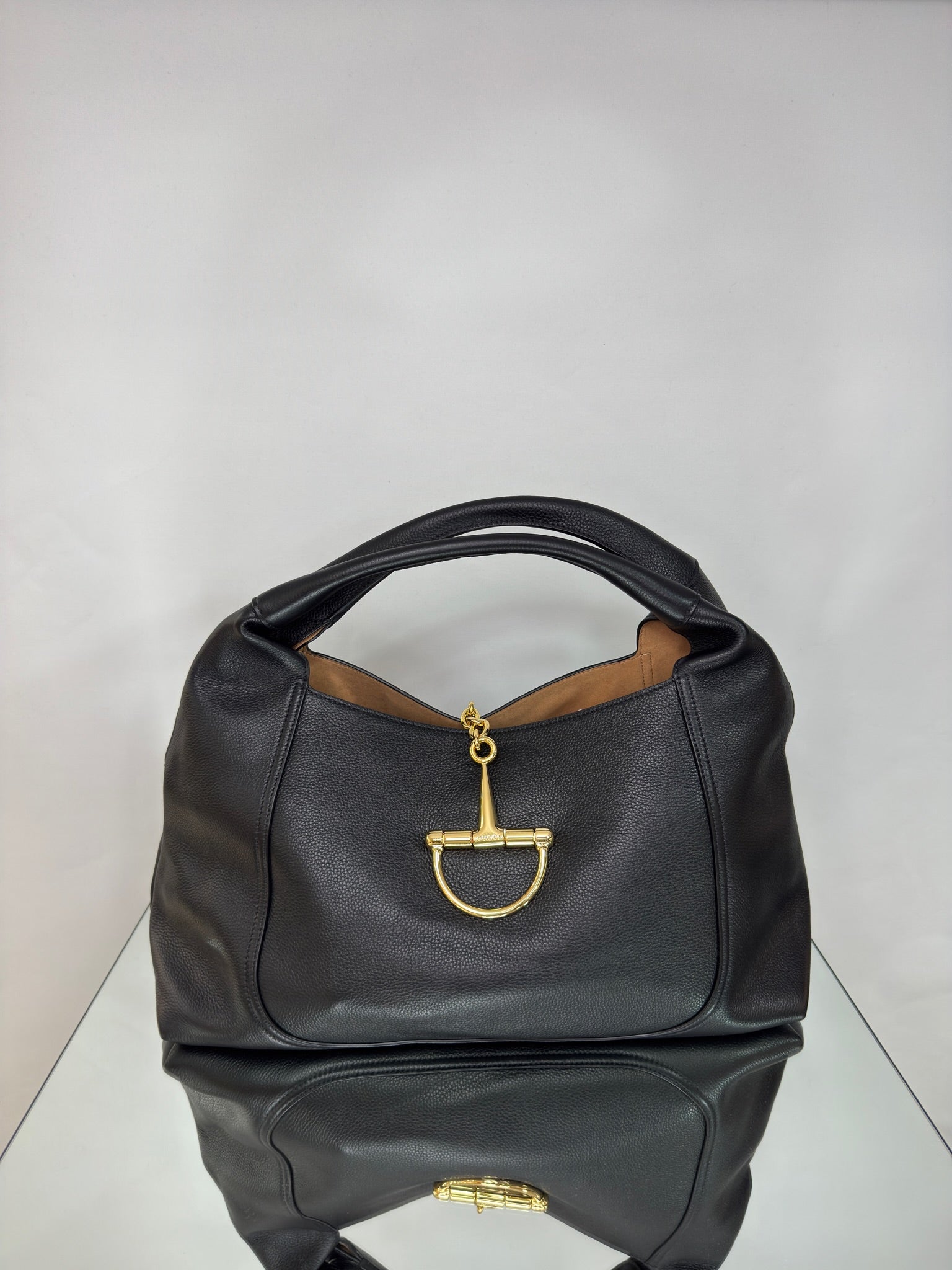 Gucci Softbit Maxi Leather Shoulder Bag – Black