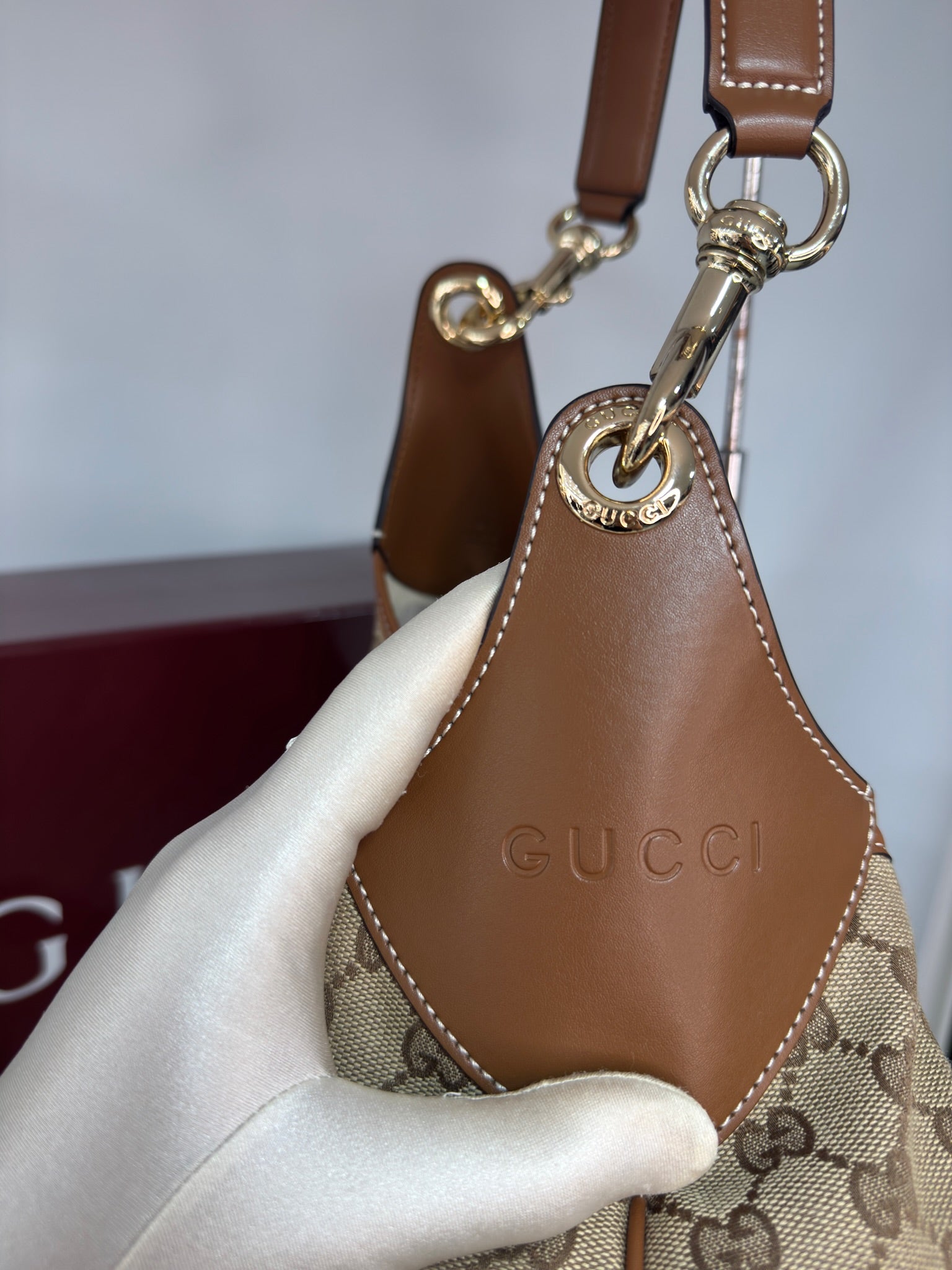 Gucci GG B Shoulder Bag Large – GG Canvas