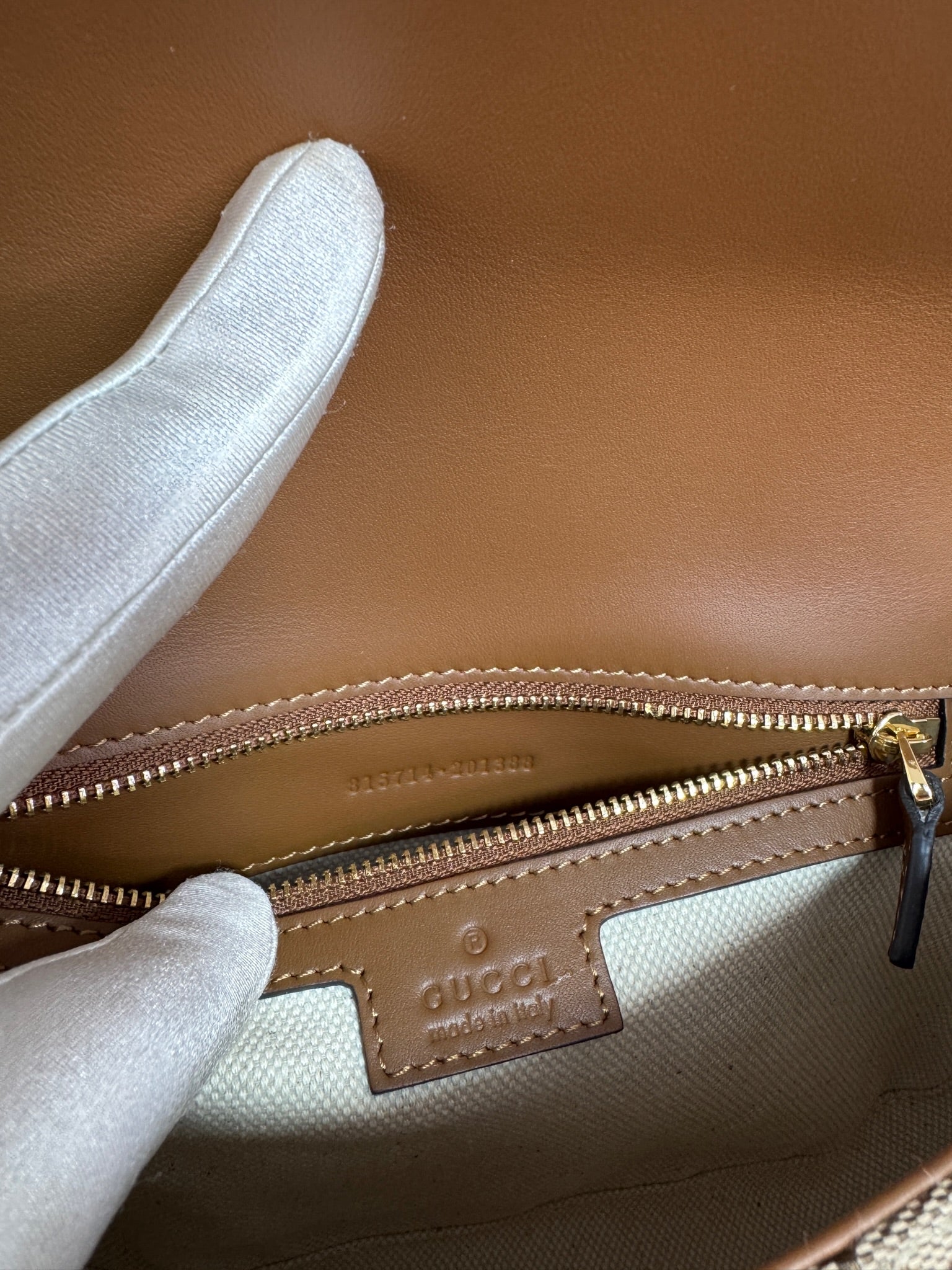 Gucci Blondie Small Top Handle Bag – GG Canvas