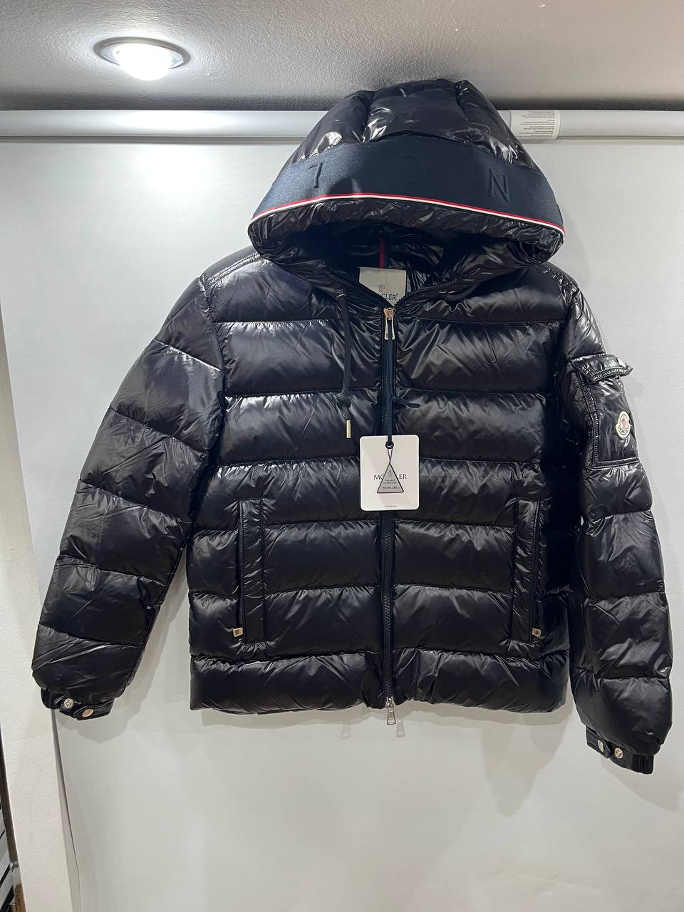 ΜΠΟΥΦΑΝ MONCLER LETTER ΑΝΔΡΙΚΟ ΜΕ ΠΟΥΠΟΥΛΟ