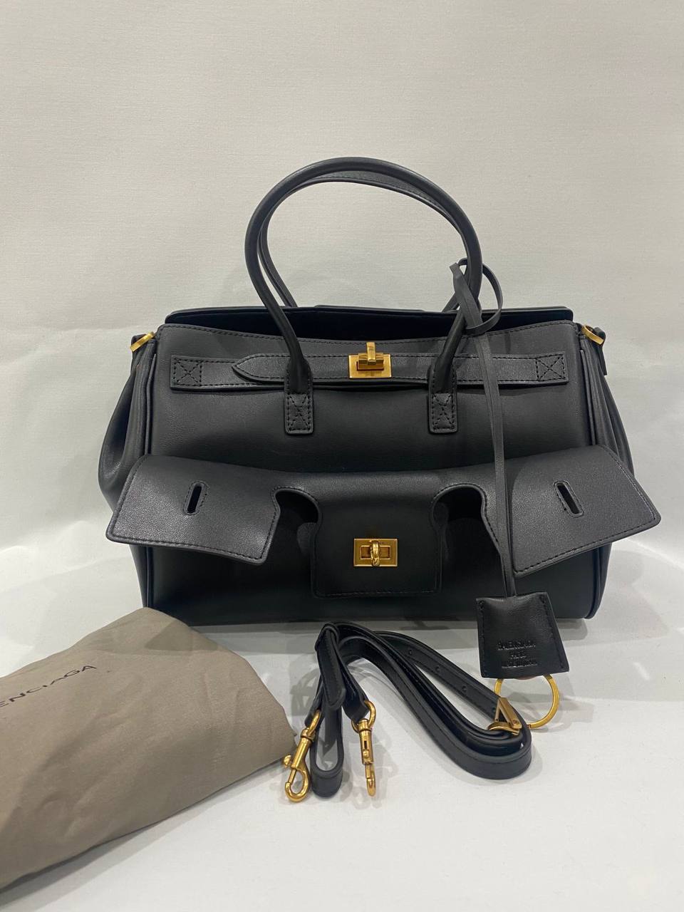 BALENCIAGA LEATHER BAG