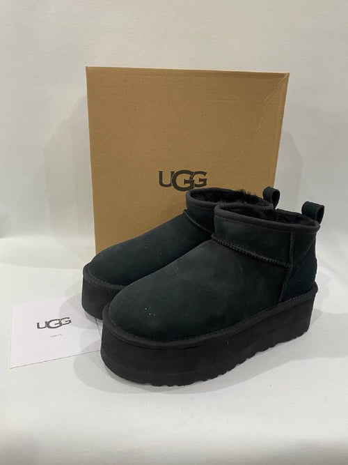 Black Short UGG Boots