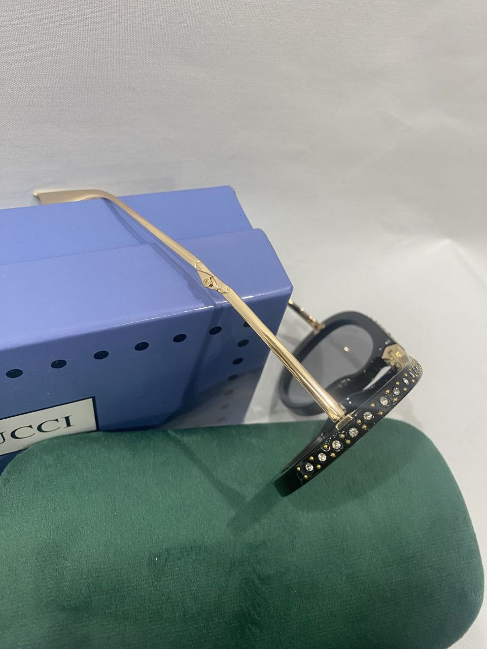 GUCCI SUNGLASSES