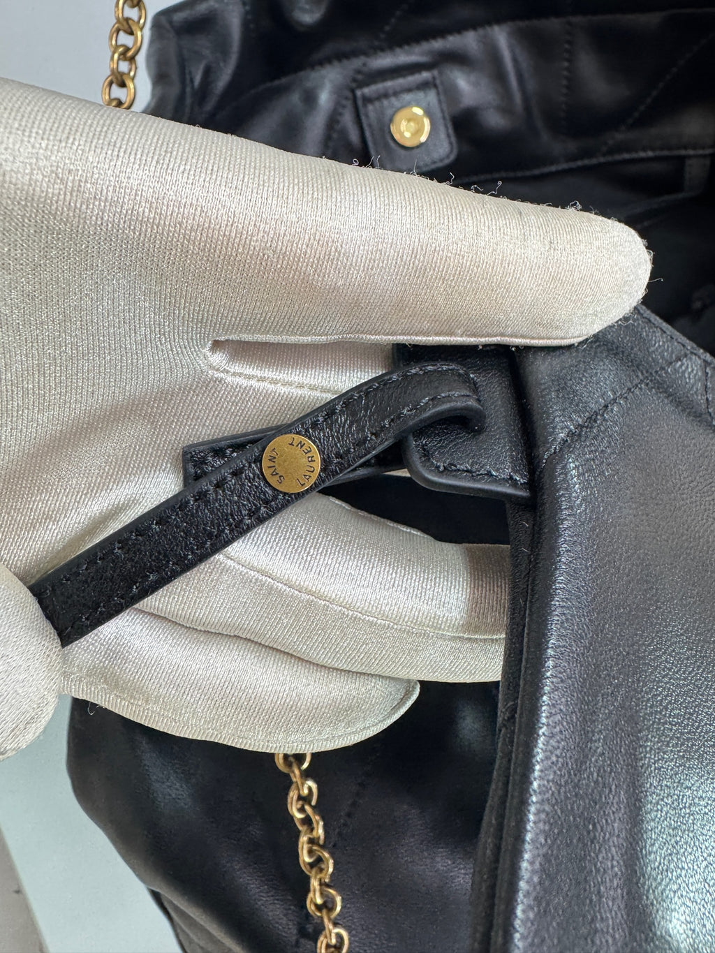 Saint Laurent Jamie 4.3 – Black