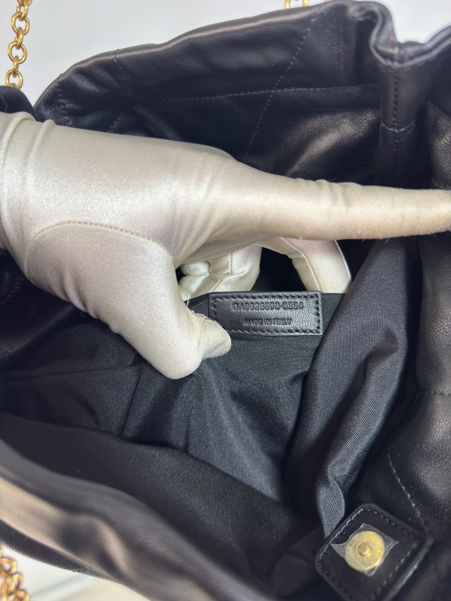 Saint Laurent Jamie 4.3 – Black