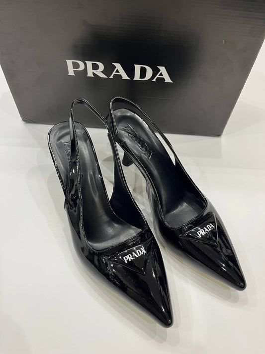 Prada ΓΟΒΑ