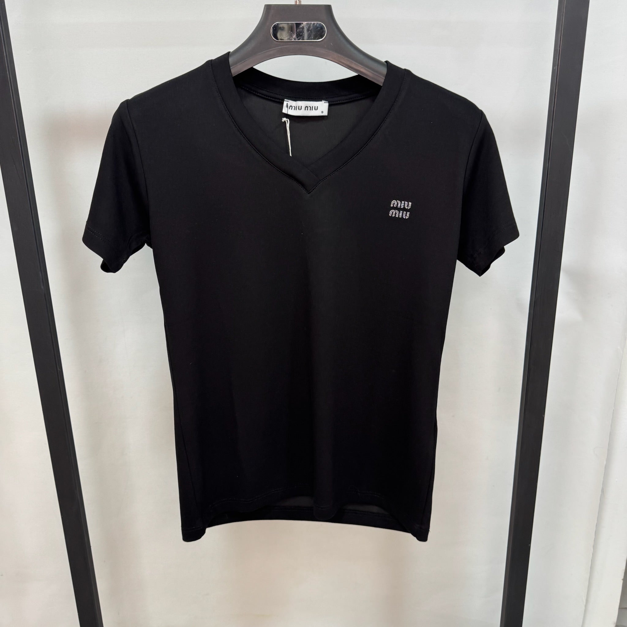 Miu Miu Crystal Logo V-neck T-shirt (Black)