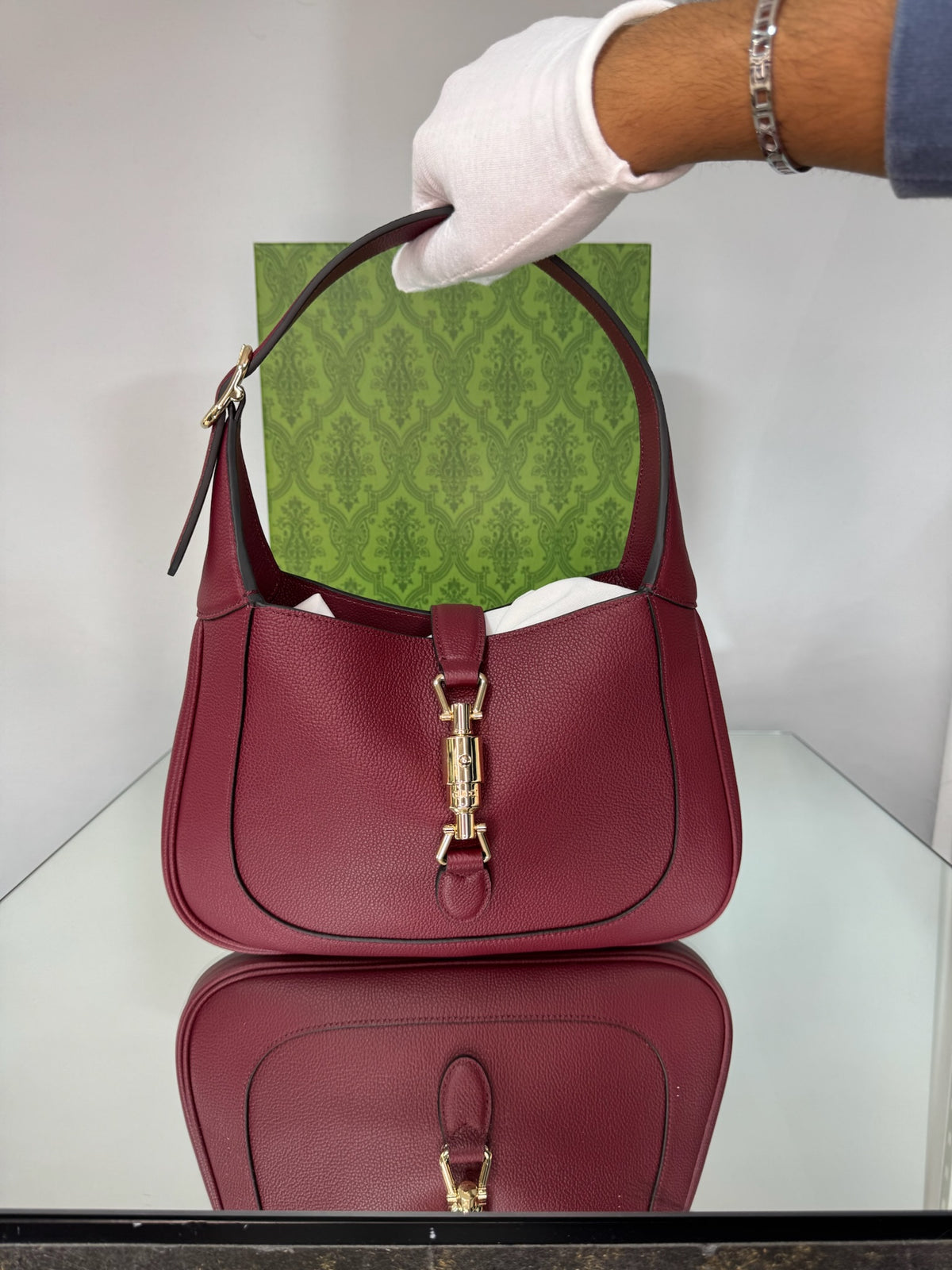 Gucci Jackie 1961 Grain Leather Shoulder Bag (Burgundy & Black)