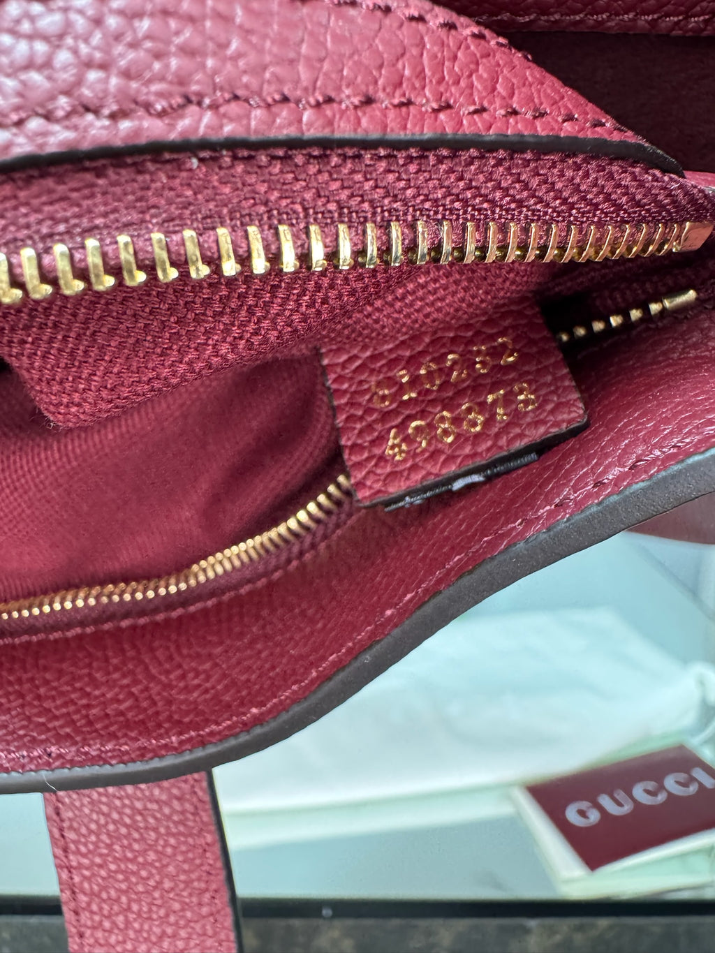 Gucci Jackie 1961 Grain Leather Shoulder Bag (Burgundy & Black)