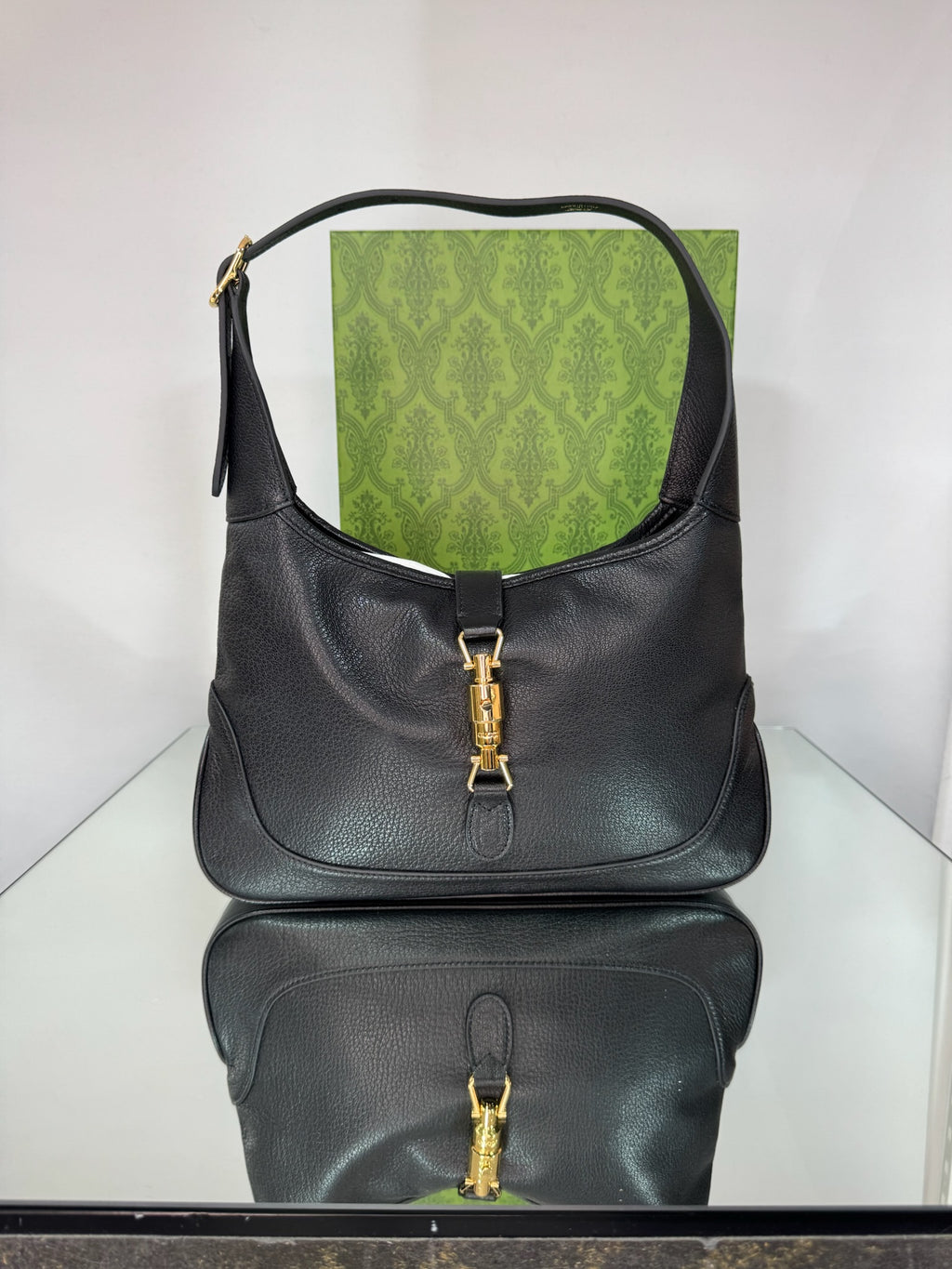 Gucci Jackie 1961 Grain Leather Shoulder Bag (Burgundy & Black)