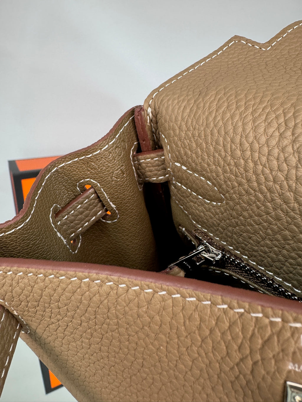 Hermès Kelly Bag – Epsom Leather Etoupe