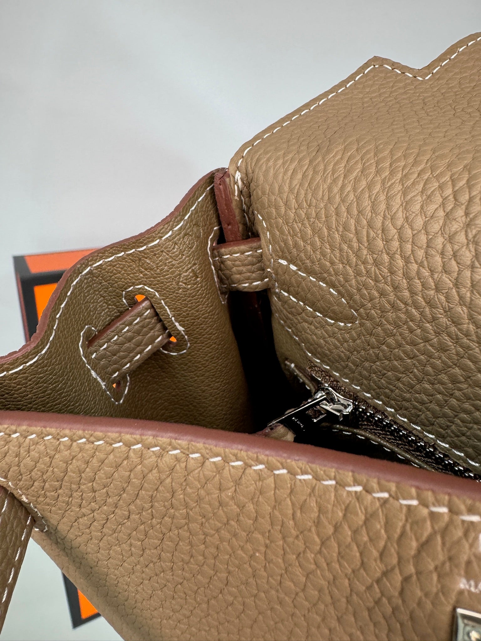 Hermès Kelly Bag – Epsom Leather Etoupe