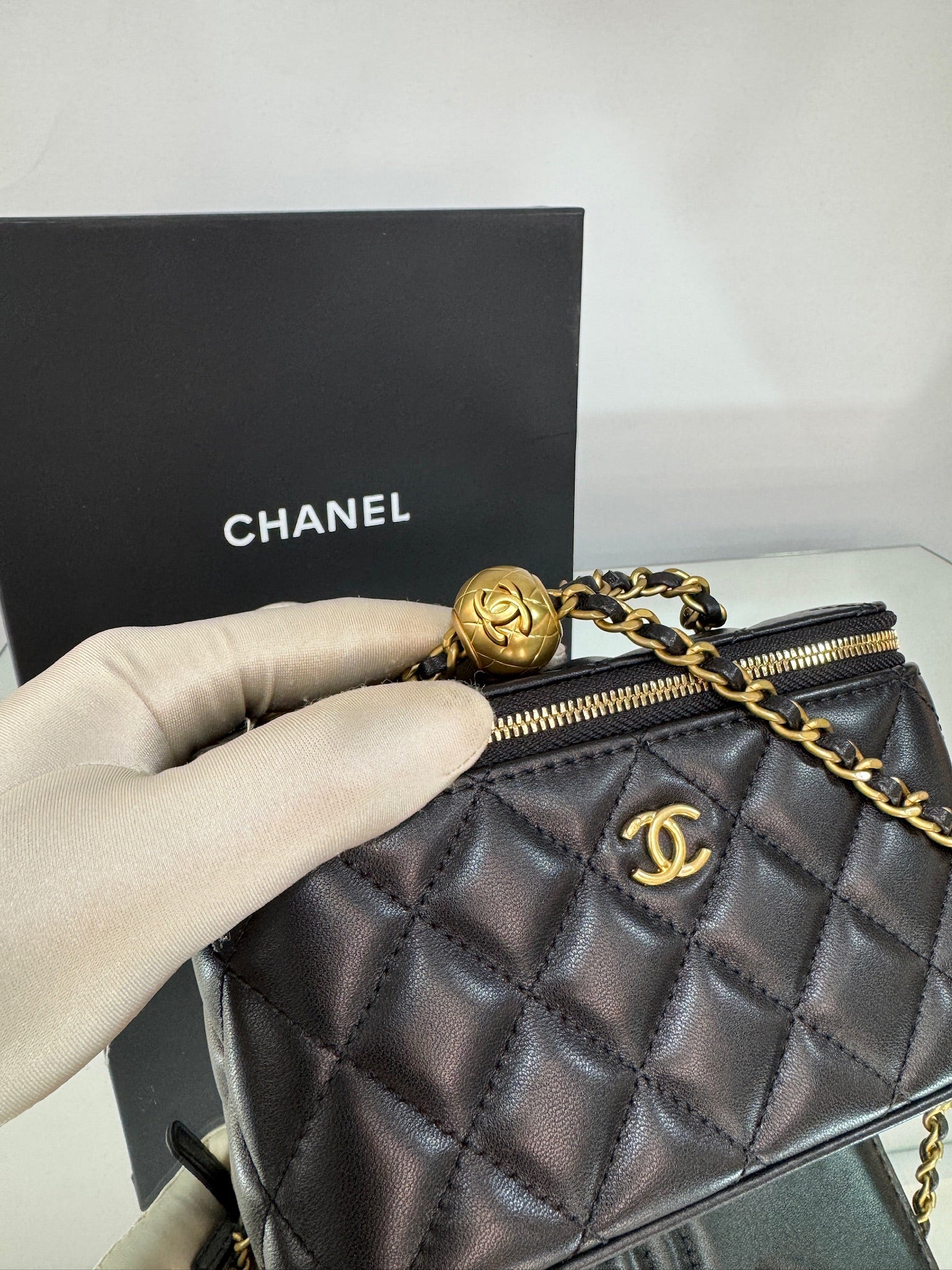 Chanel Vanity Case – Iconic Timeless Elegance
