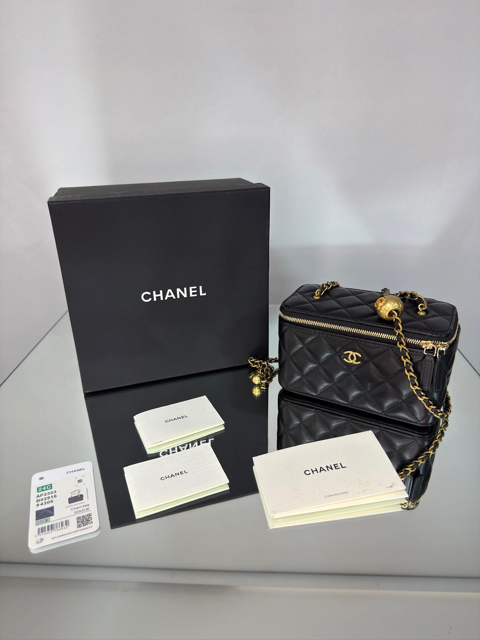 Chanel Vanity Case – Iconic Timeless Elegance