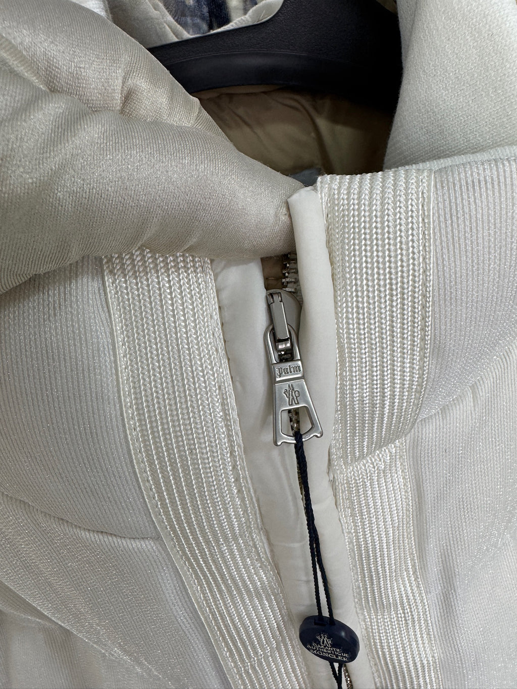 Moncler Maya 70 by Palm Angels – Limited Edition με Εσωτερικό Φωτισμό LED