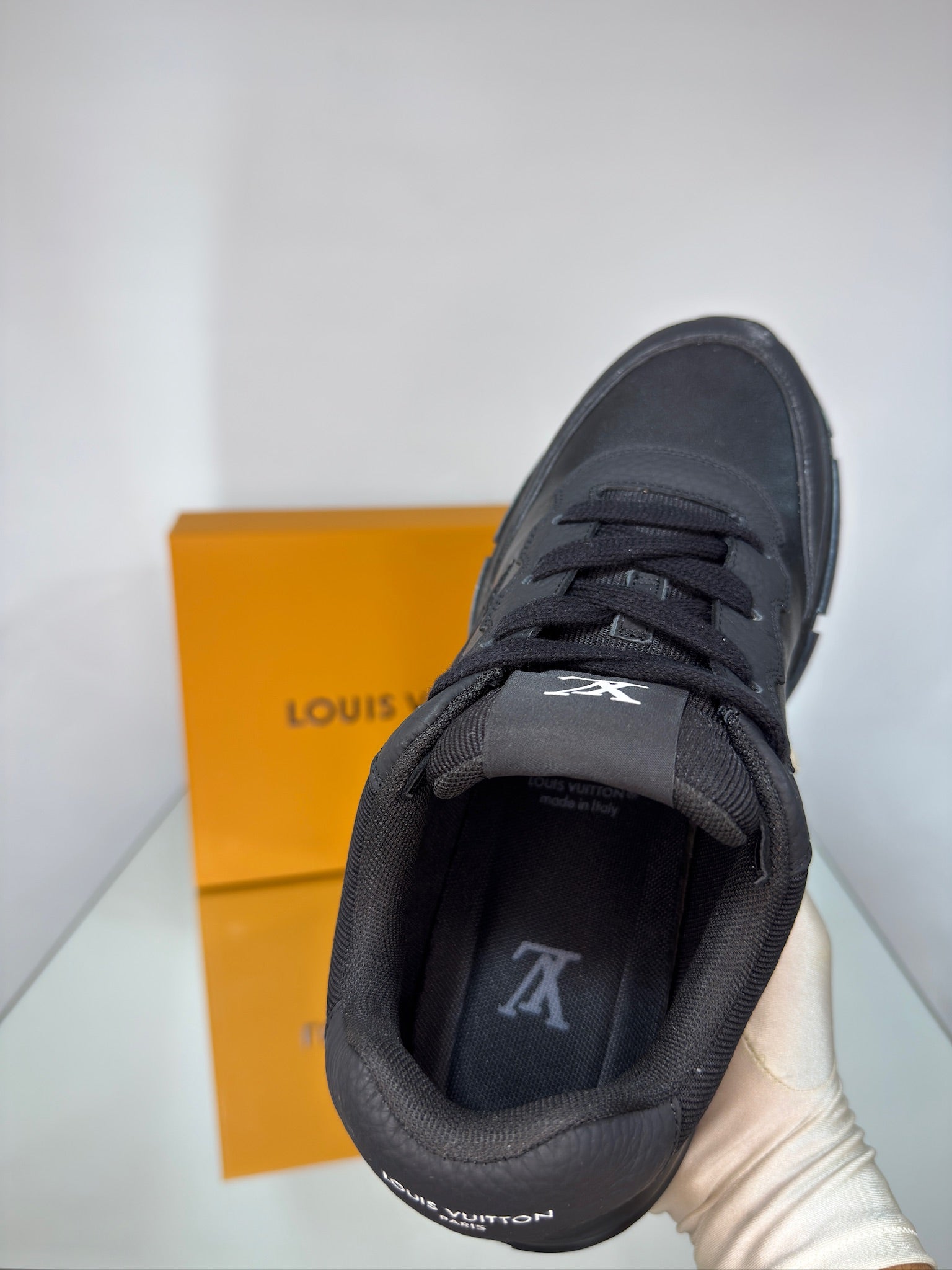 Louis Vuitton Classic Sneaker – Black Leather