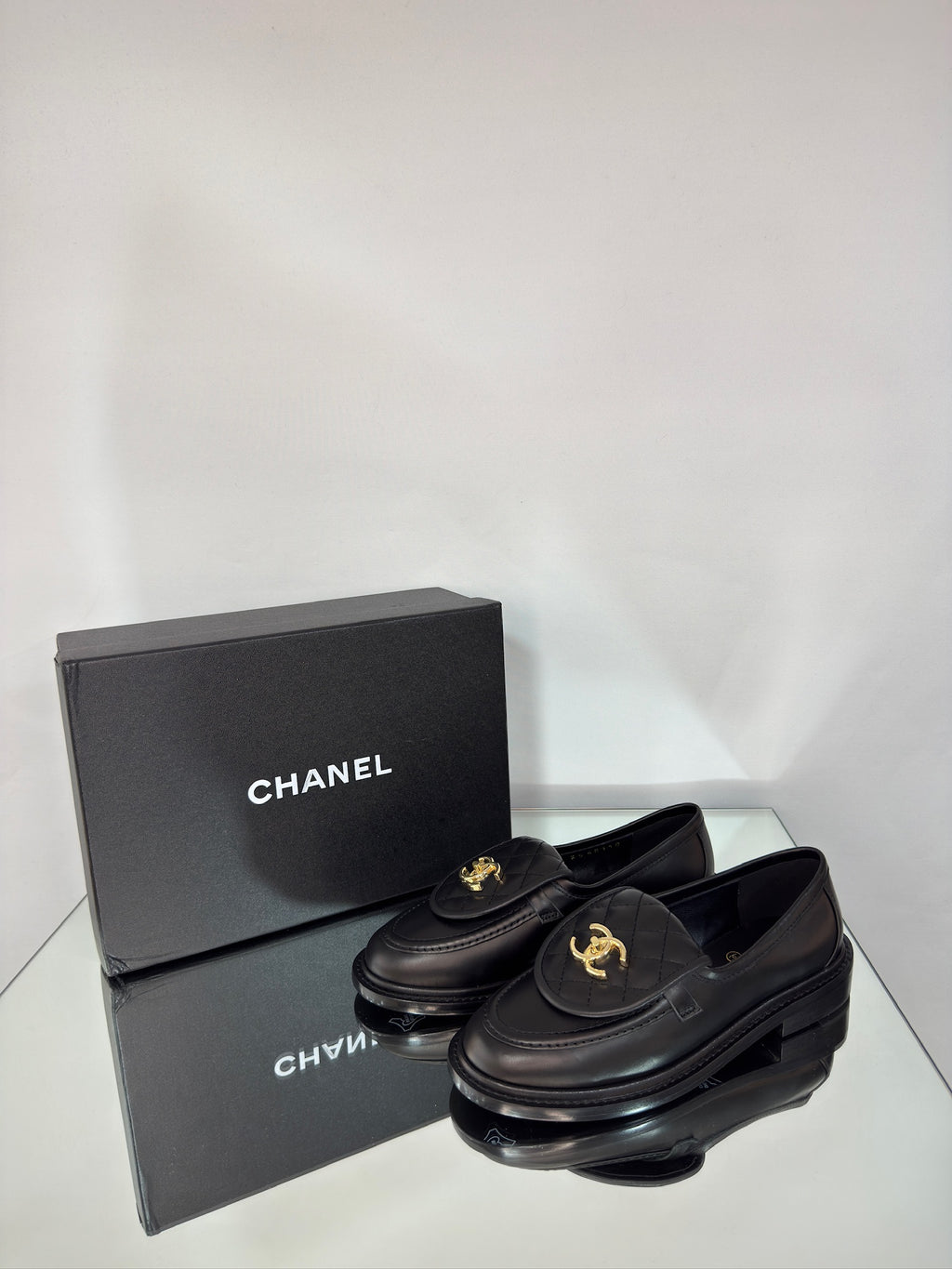 Chanel Leather Moccasins – CC Logo