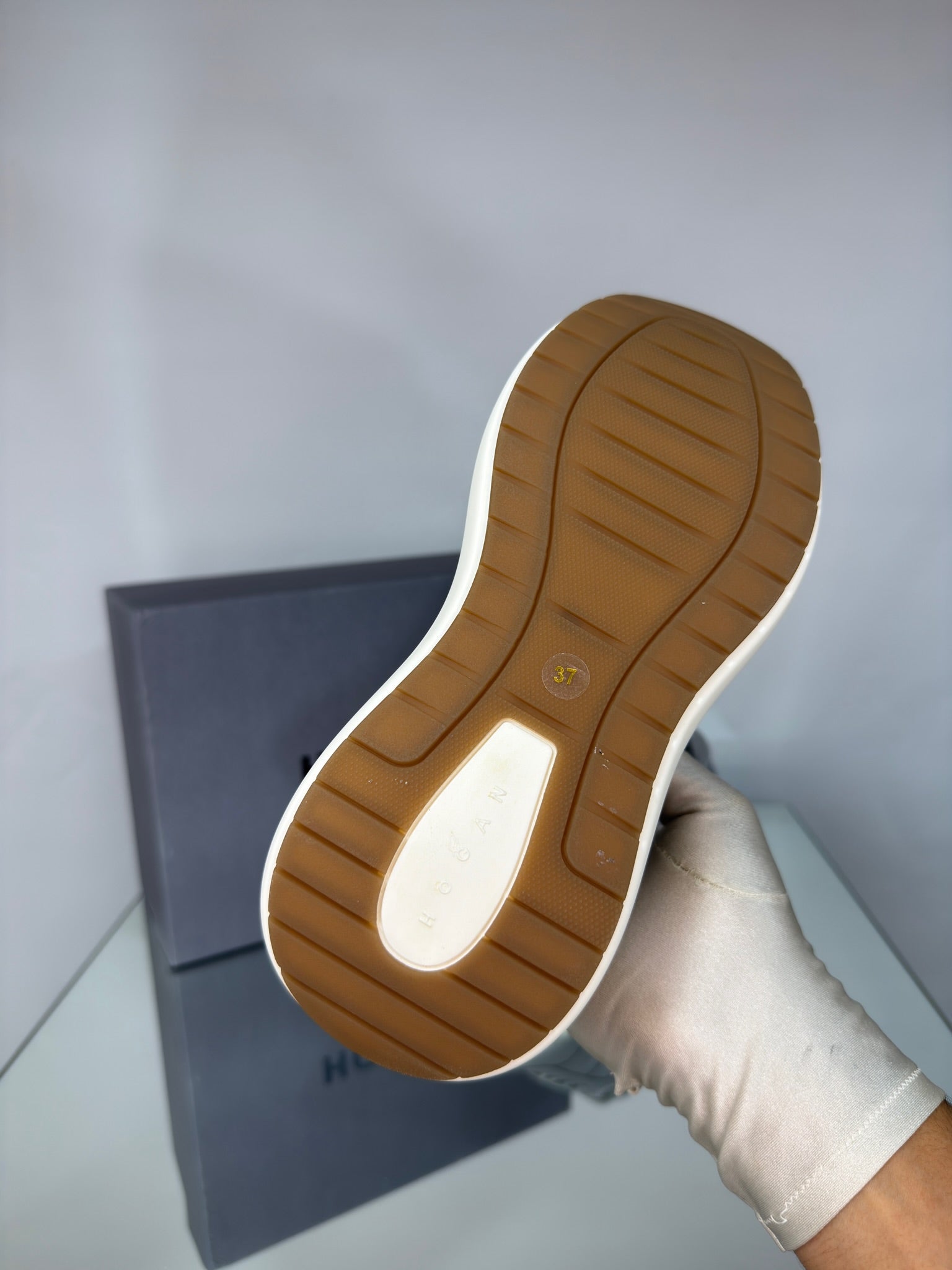 Hogan H696 Sneakers – Grey