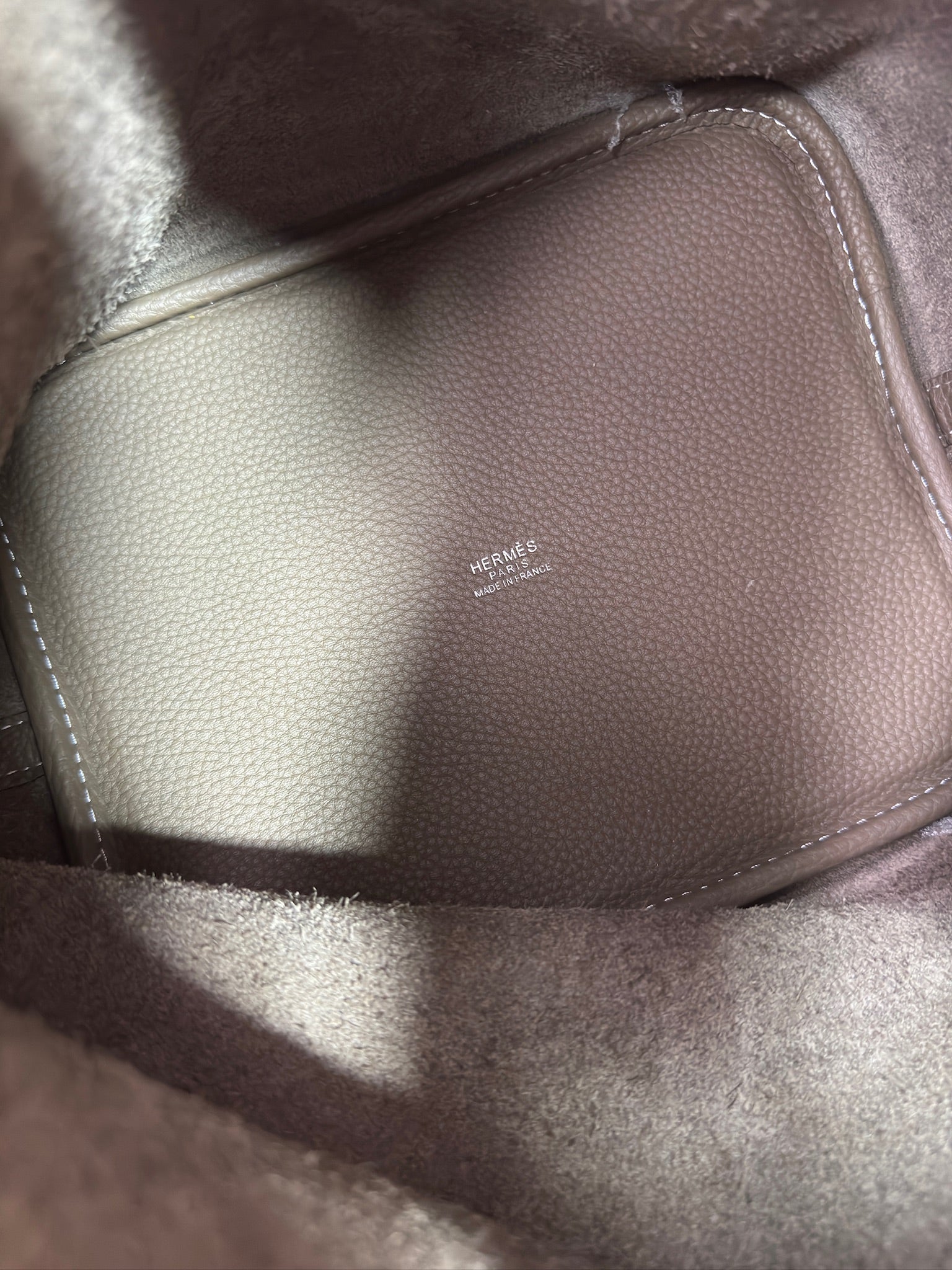 Hermès Picotin Lock 22 – Clemence Leather Grey/Beige