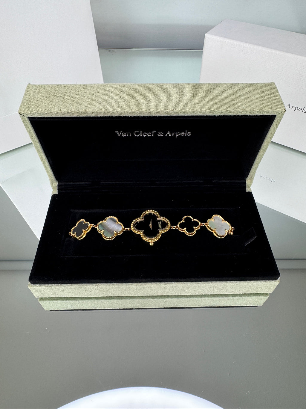 Van Cleef & Arpels Alhambra Watch