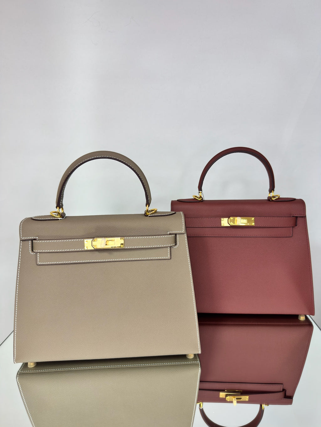 Hermès Kelly Sellier Leather Bag with Gold Hardware (Etoupe & Burgundy)
