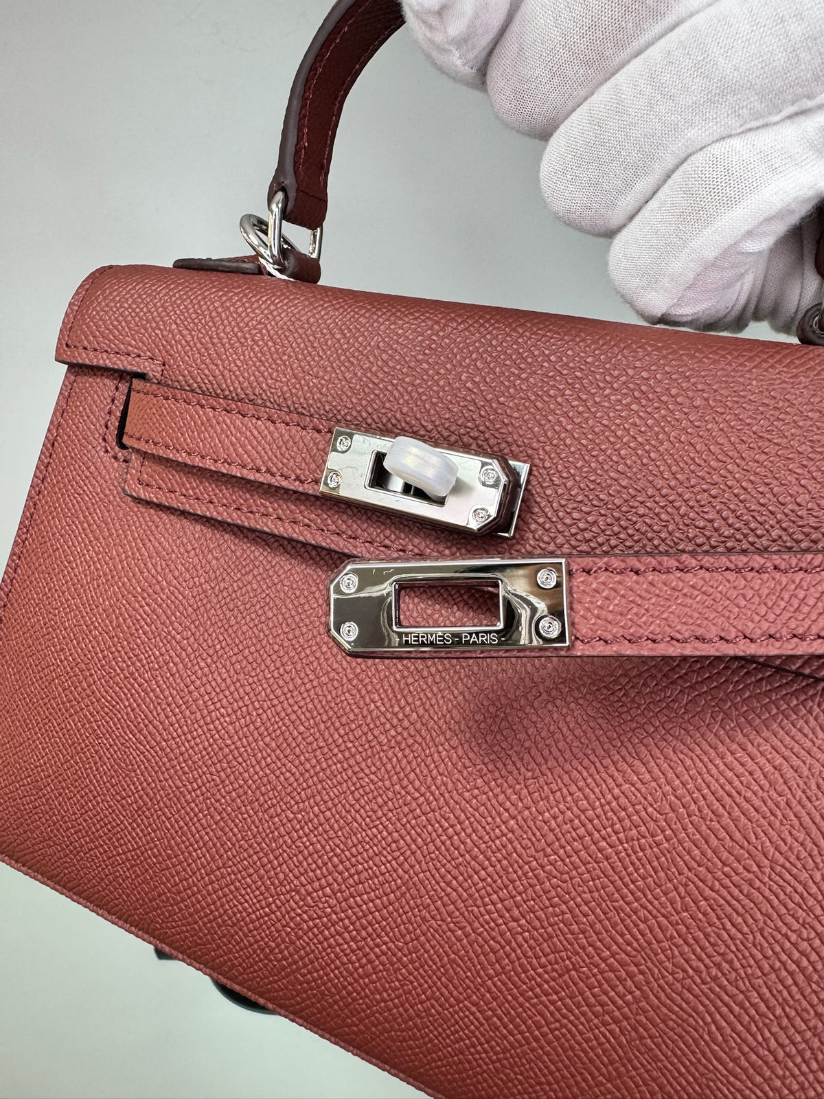 Hermès Kelly Mini II Sellier Epsom Leather Bag (Black & Burgundy )