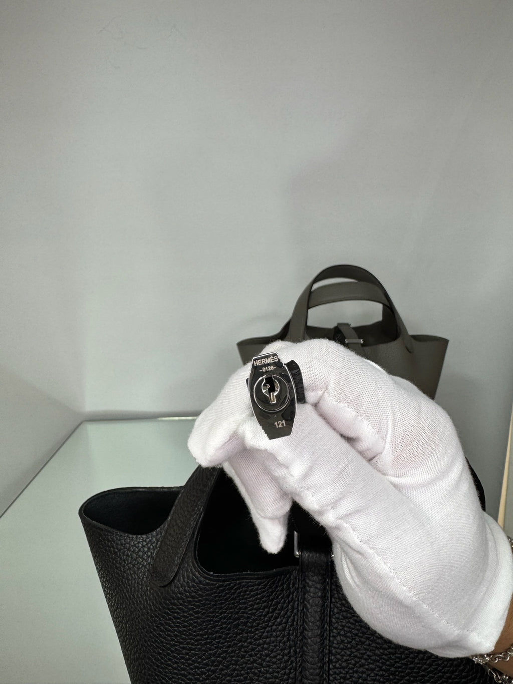 Hermès Picotin Lock Taurillon Clemence Leather Bag (Picotin 18 PM & Picotin 22 MM)