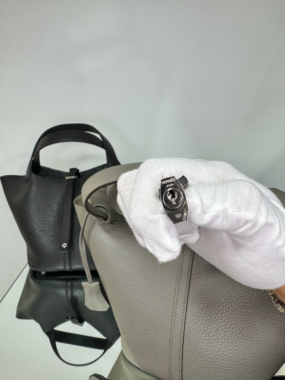 Hermès Picotin Lock Taurillon Clemence Leather Bag (Picotin 18 PM & Picotin 22 MM)