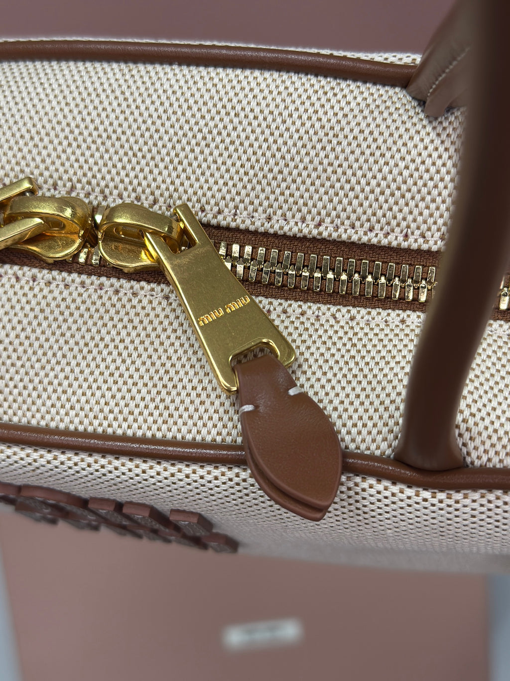 Miu Miu Beau Tote από Καμβά και Δέρμα