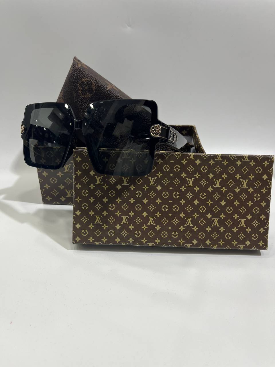 LV Chic Sunglasses