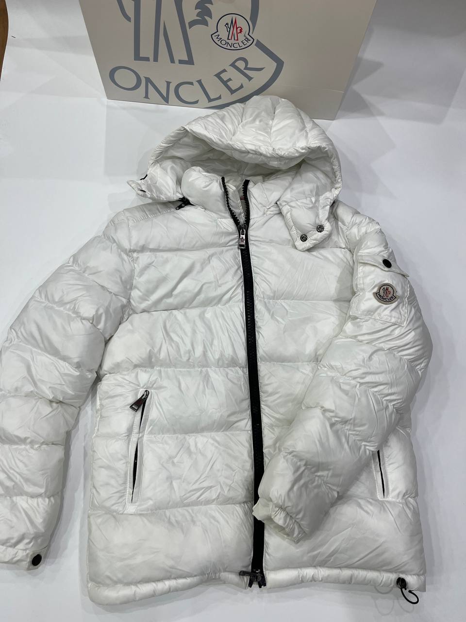 ΜΠΟΥΦΑΝ MONCLER MAYA ΛΕΥΚΟ