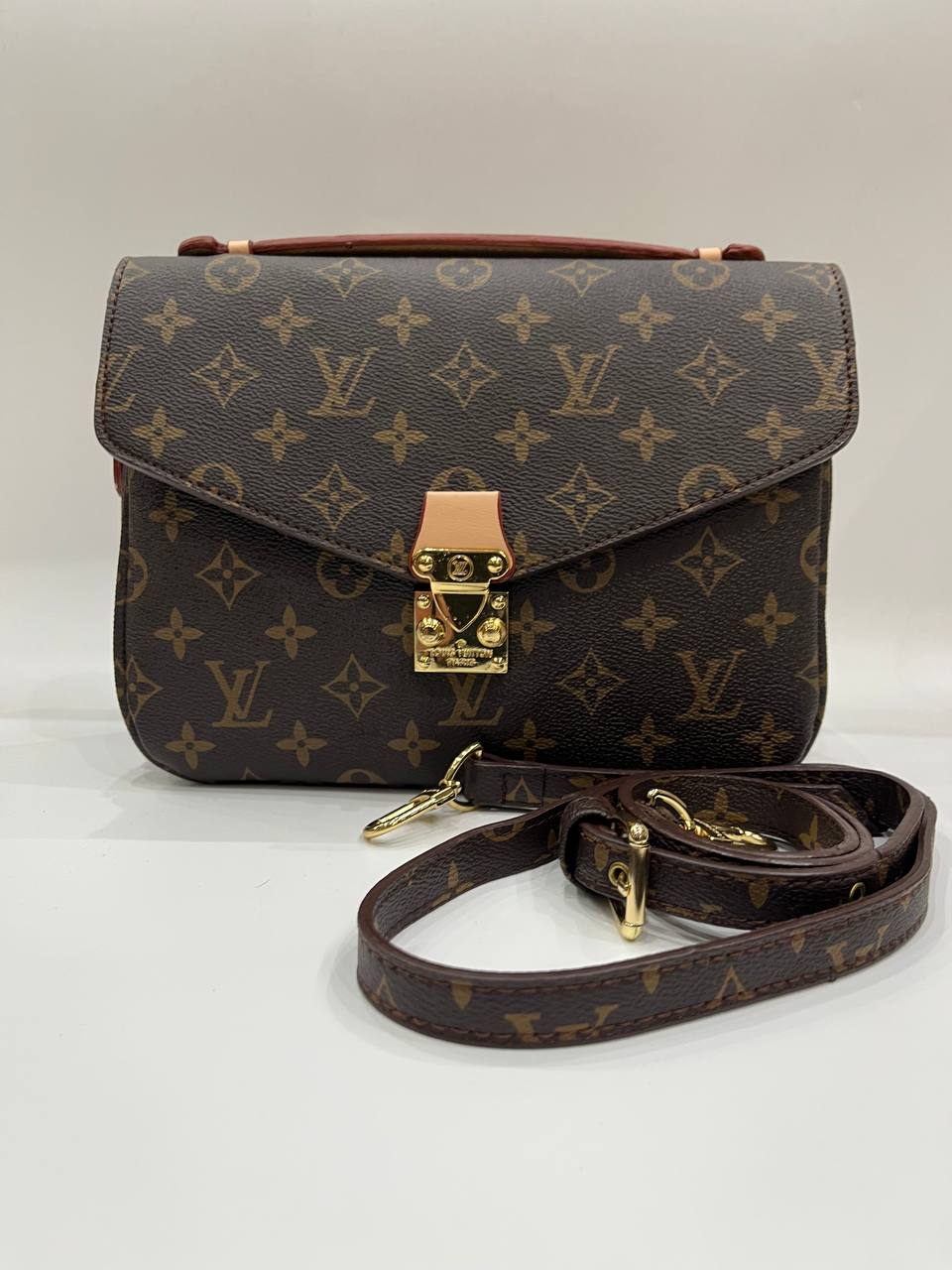 LOUIS VUITTON MAIL ΤΣΑΝΤΑ